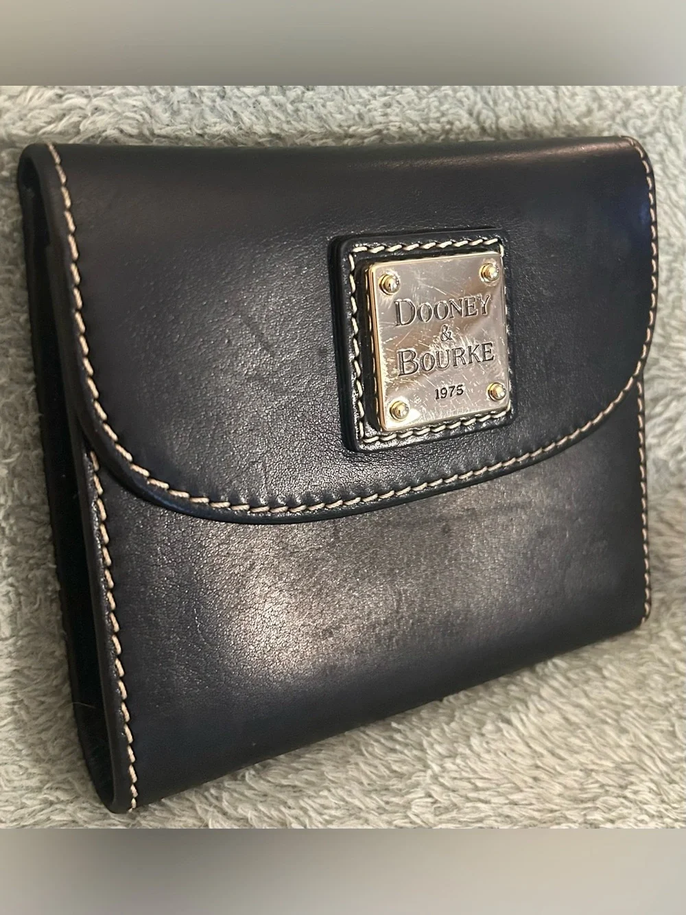 Vintage Dooney & Bourke Black Leather Wallet - Picture 2 of 12